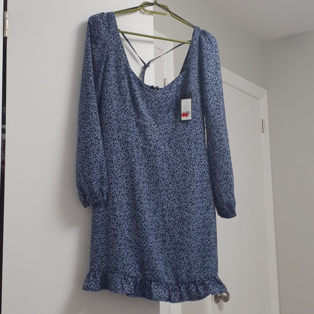 Blue dress